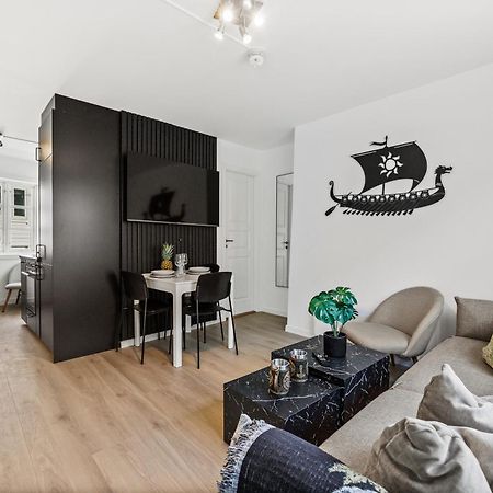 Homerentals Apartments - Behind Bryggen & Historic Cobblestone Streets - 2 Floor Renovated From February 2025 Берген Экстерьер фото